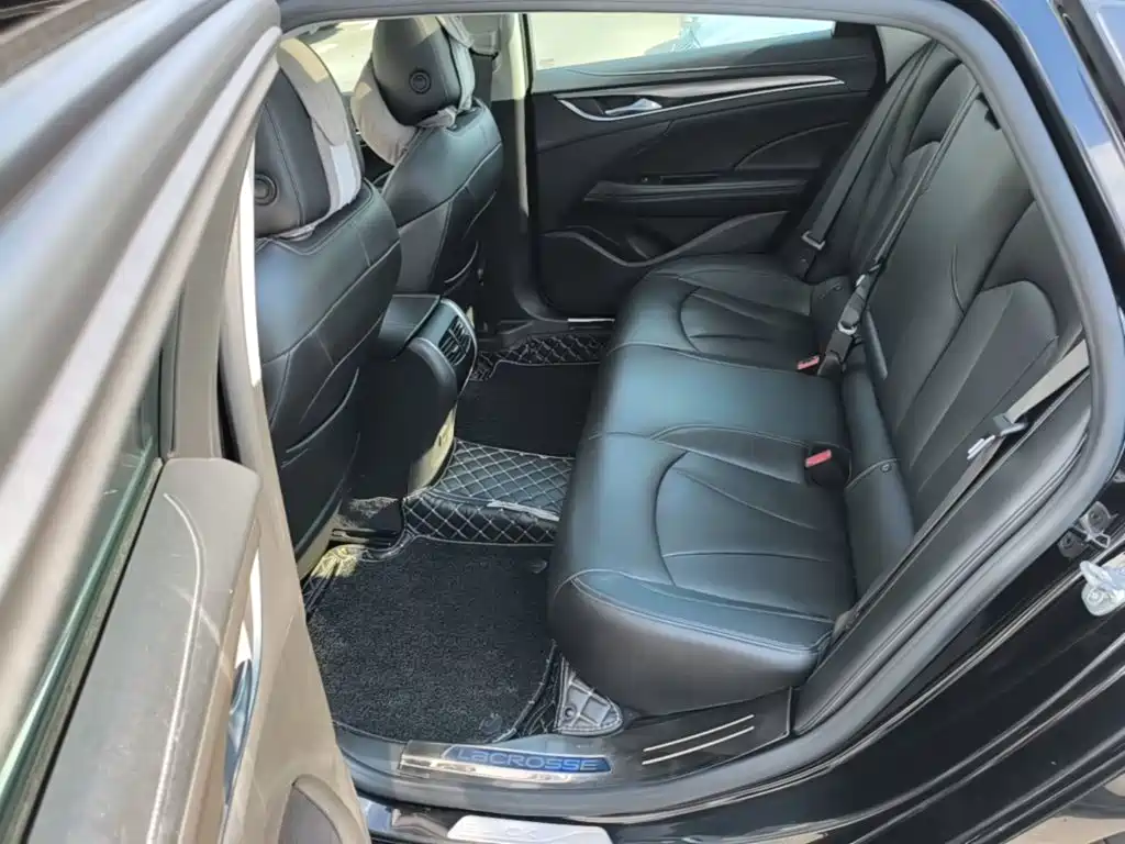 Buick LaCrosse — миниатюра 17
