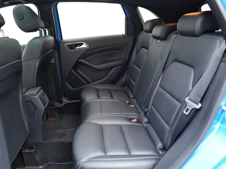 Mercedes-Benz B-Class — миниатюра 7