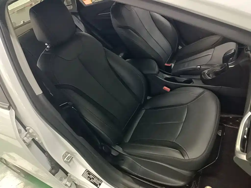 Buick Excelle — миниатюра 25