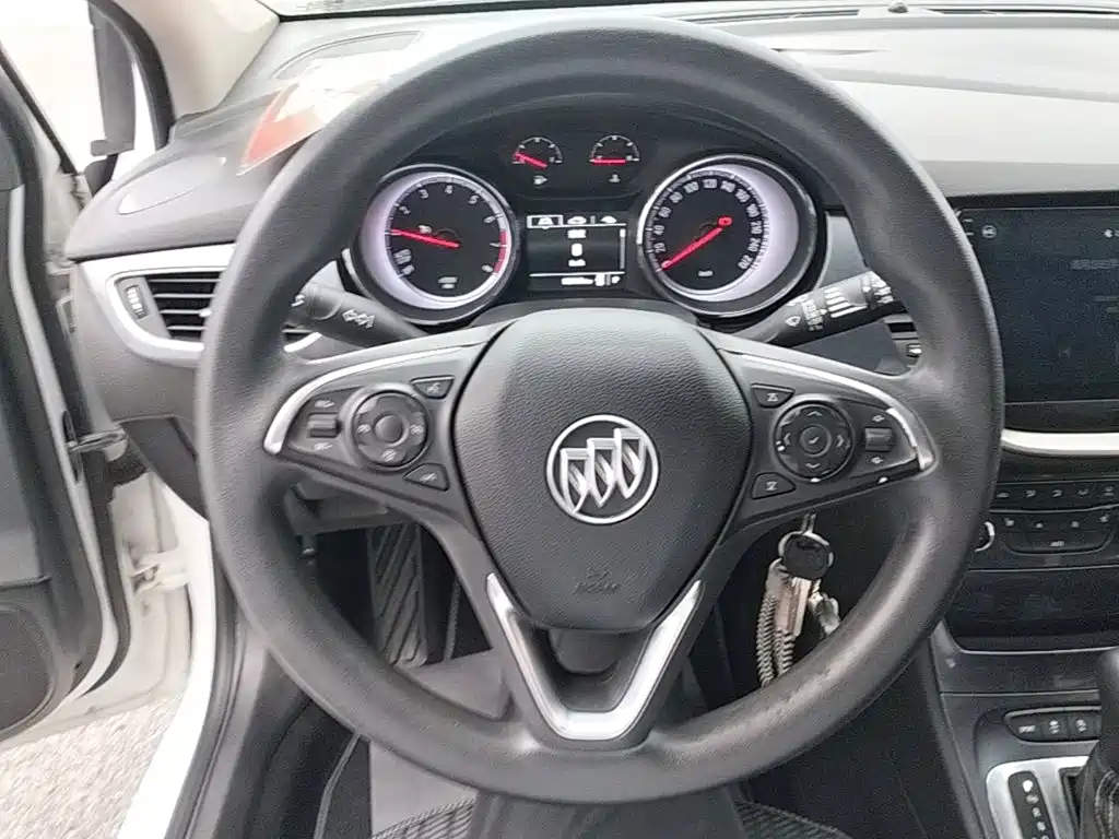 Buick Verano — миниатюра 11