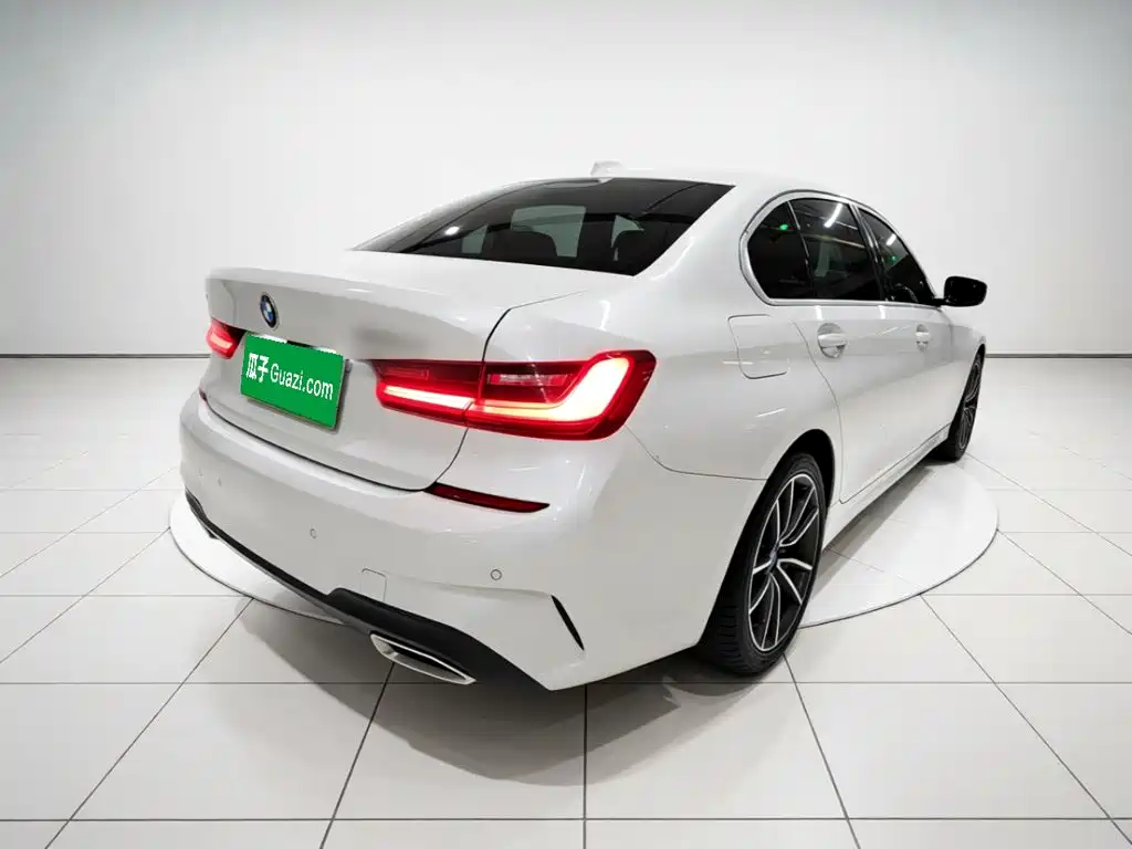 BMW 3 Series — миниатюра 4