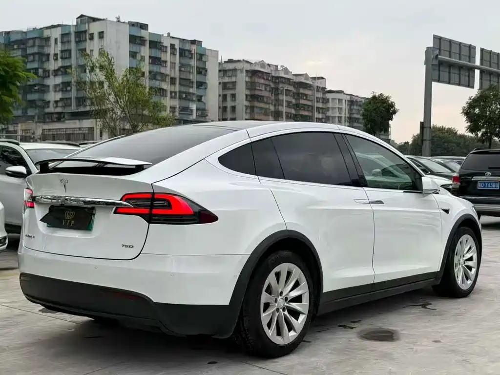 Tesla Model X 2016 Model X 75D