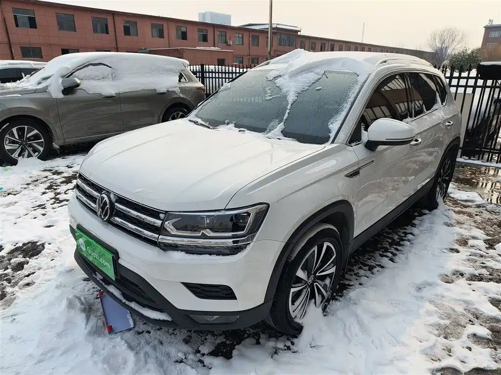 Volkswagen Tharu 2021
