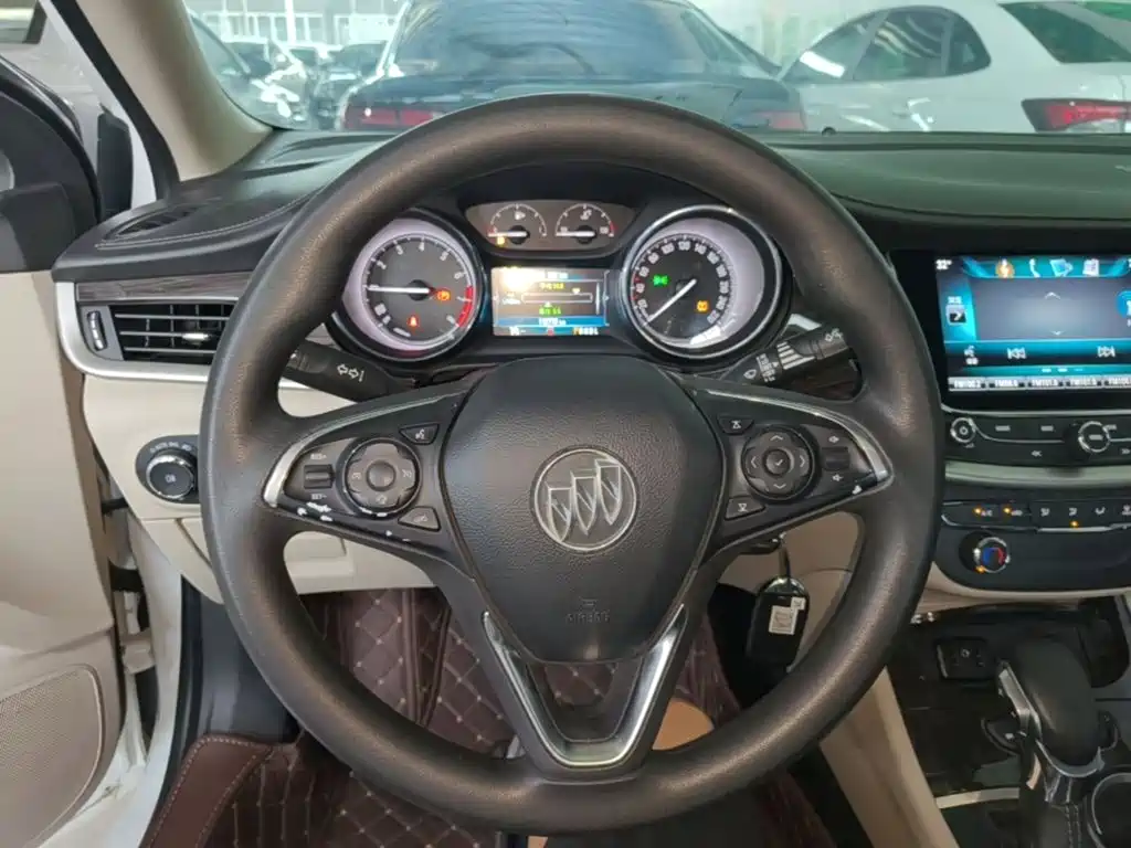 Buick Verano — миниатюра 11