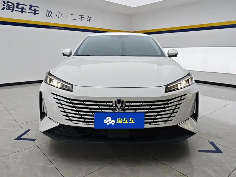 Changan Eado 2025 1.5T 500Bar Luxury