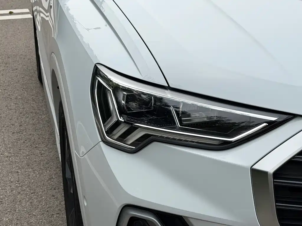 Audi Q3 — миниатюра 11