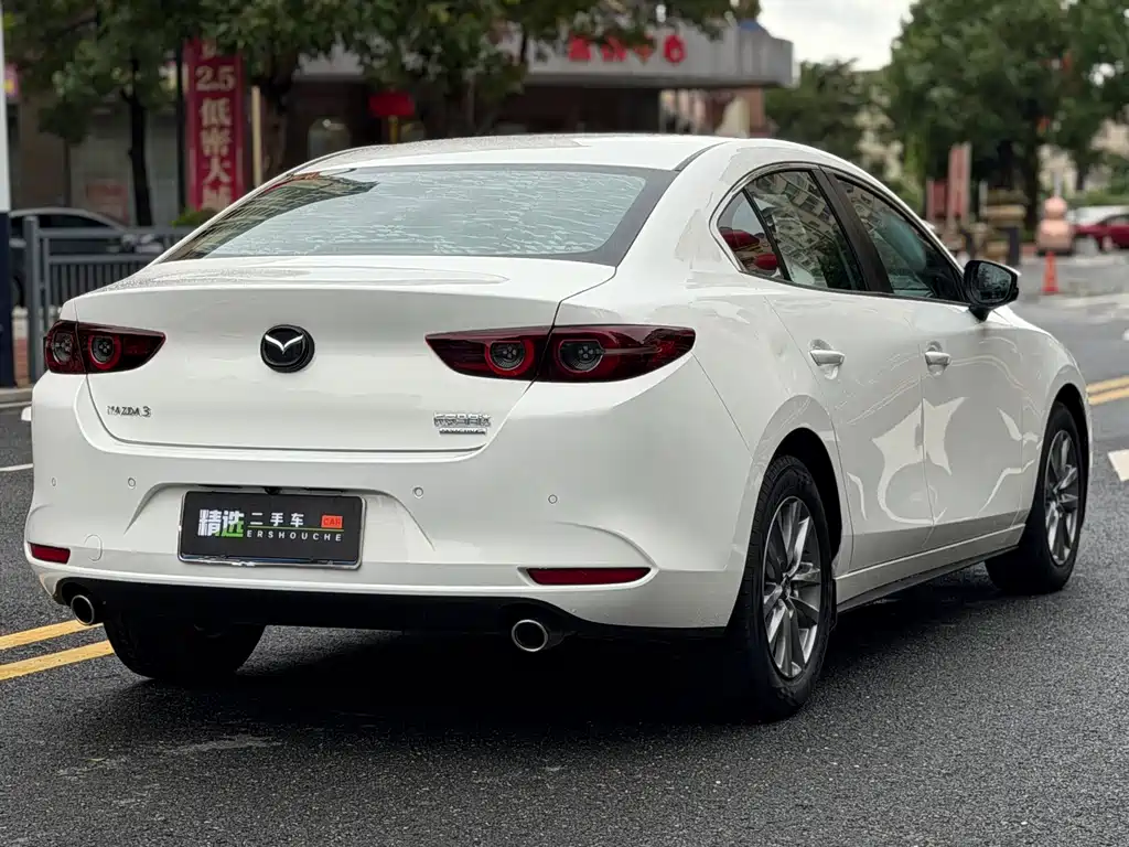 Mazda 3 Axela — миниатюра 11
