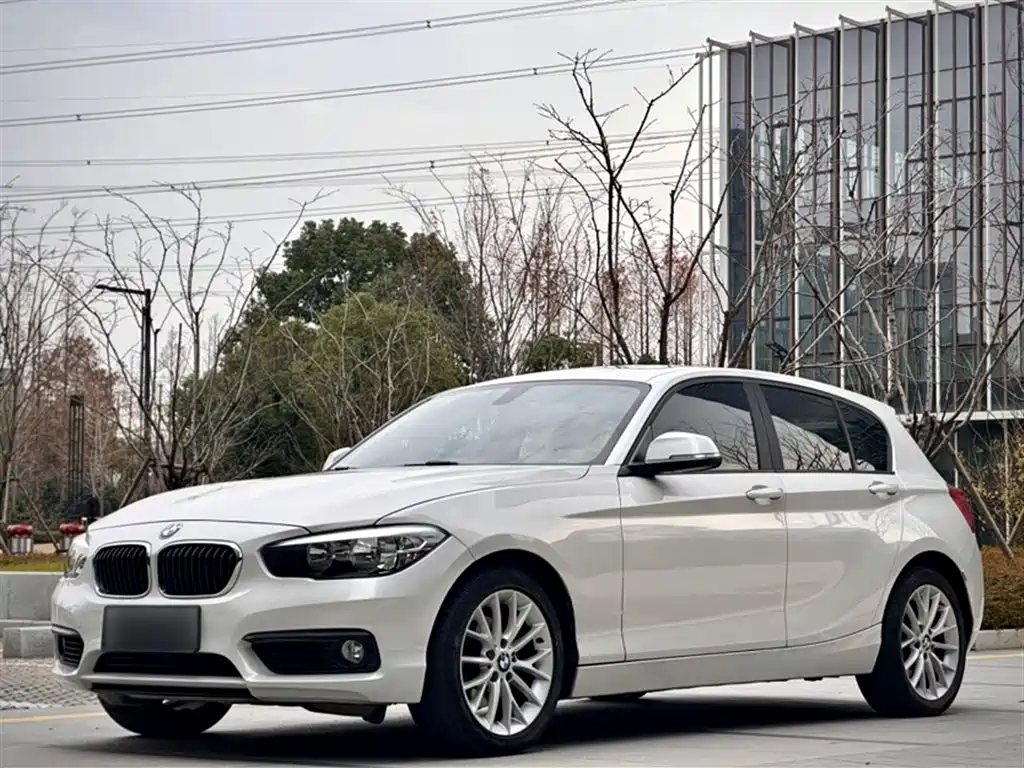 BMW 1 Series (Import) 2017