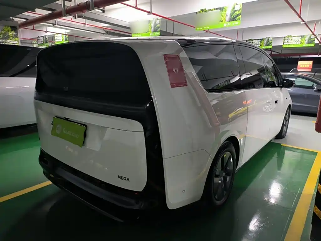 Li Auto Li MEGA — миниатюра 7