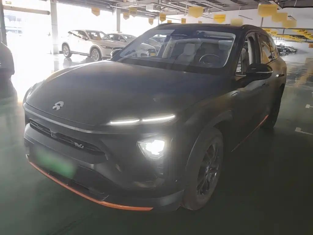 NIO ES6