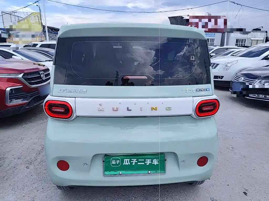 Wuling MINIEV — миниатюра 6