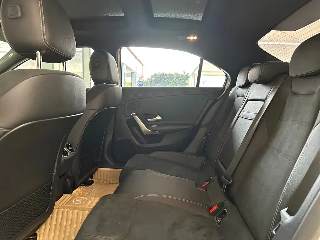 MERCEDES-BENZ A CLASS