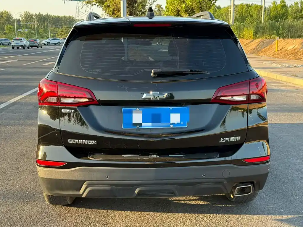 Chevrolet Equinox — миниатюра 8