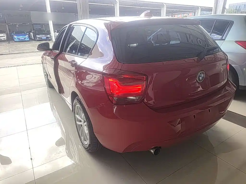 BMW 1 Series (Import) — миниатюра 5