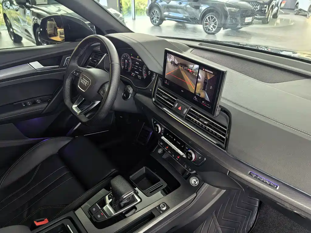 Audi Q5L — миниатюра 9