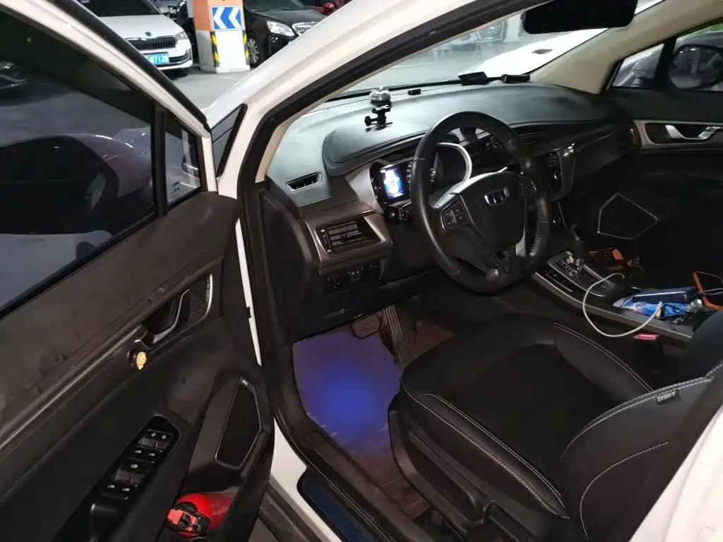 Geely Emgrand GS — миниатюра 14