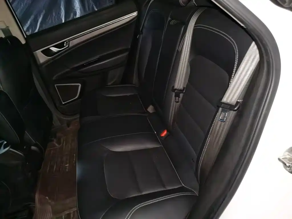 Geely Emgrand GS — миниатюра 15
