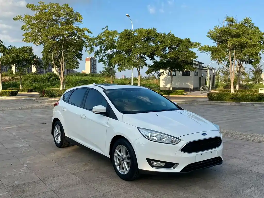 Ford Focus — миниатюра 3