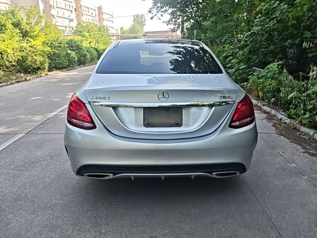 Mercedes-Benz C-Class — миниатюра 6