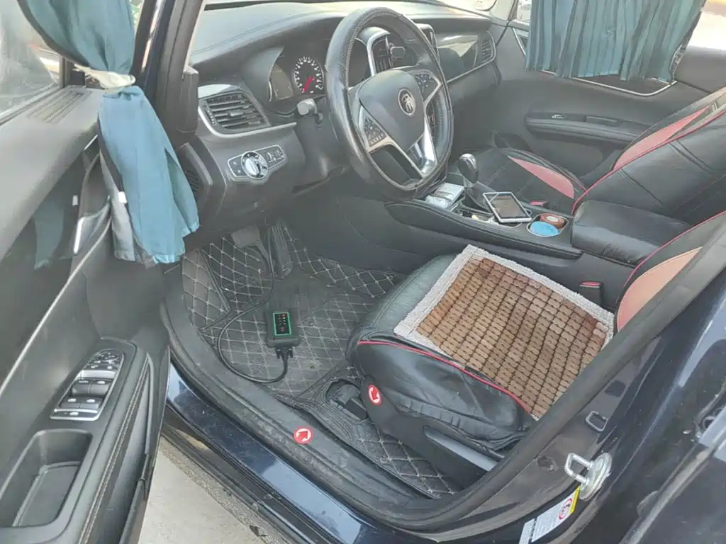 BYD MAX — миниатюра 16