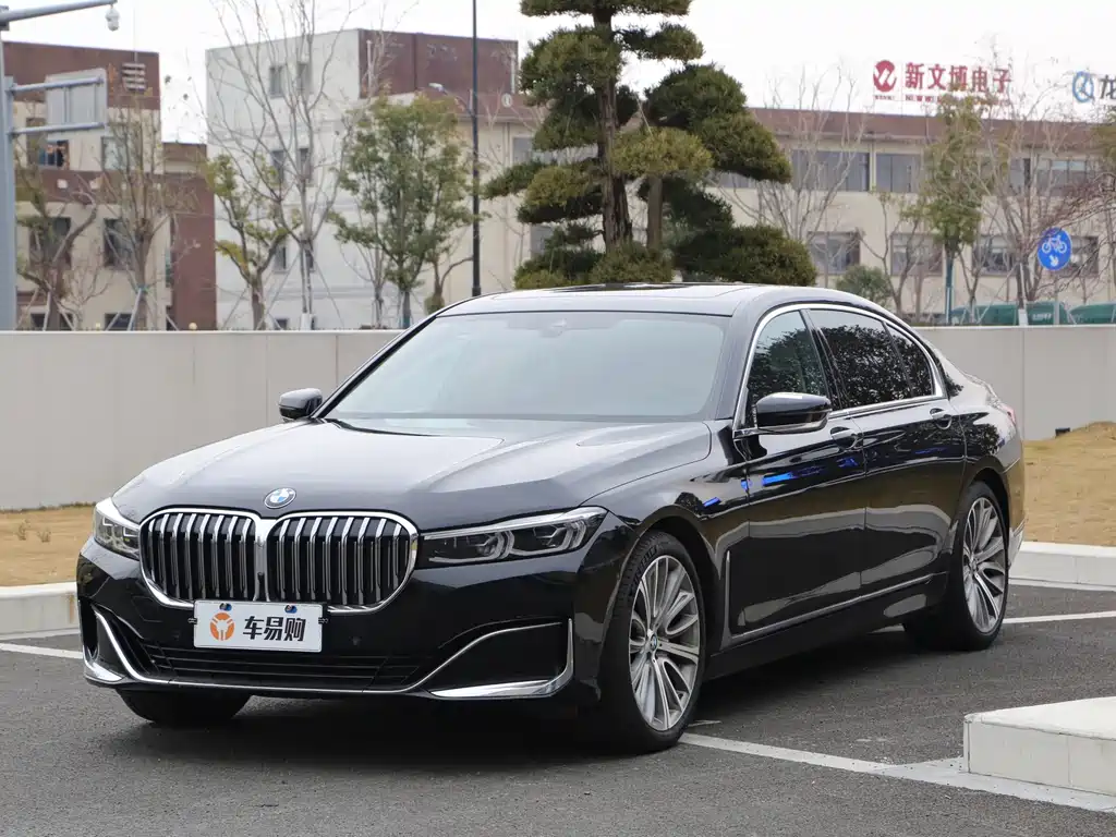 BMW 7 SERIES