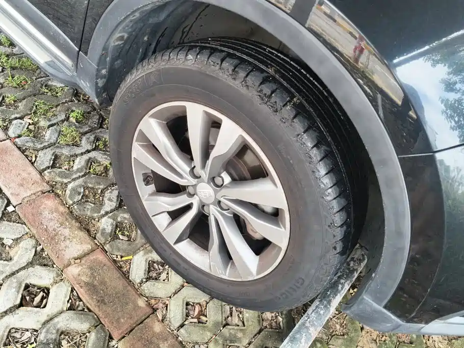 Geely Boyue — миниатюра 6