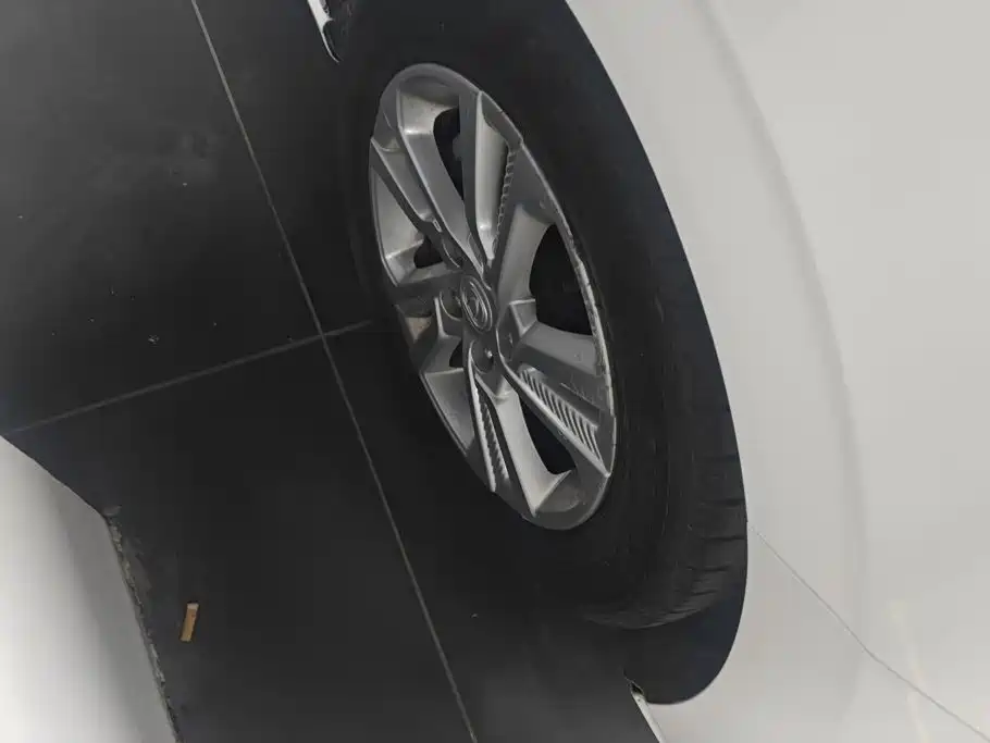 Changan Eado — миниатюра 6