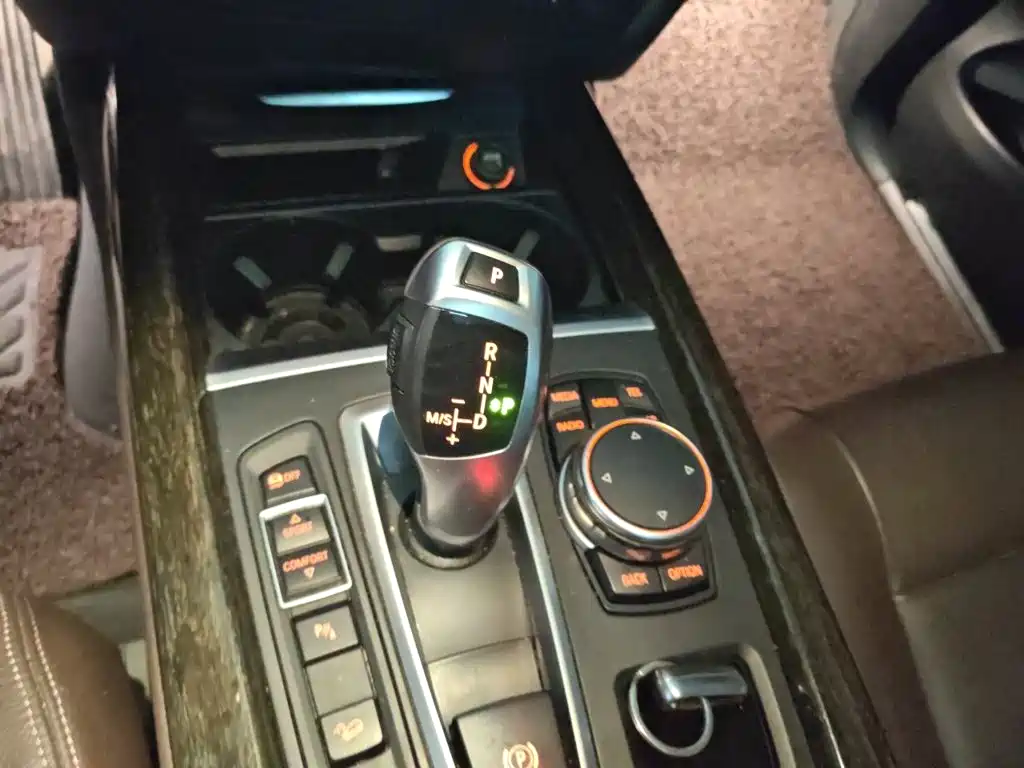 BMW X5 (Import) — миниатюра 15
