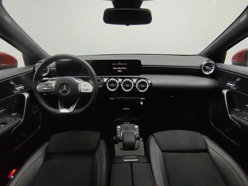 Mercedes-Benz A-Class — миниатюра 5