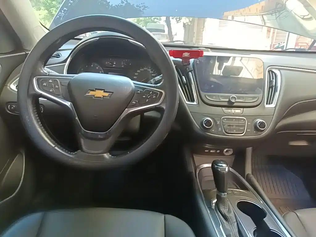 Chevrolet Malibu XL — миниатюра 9