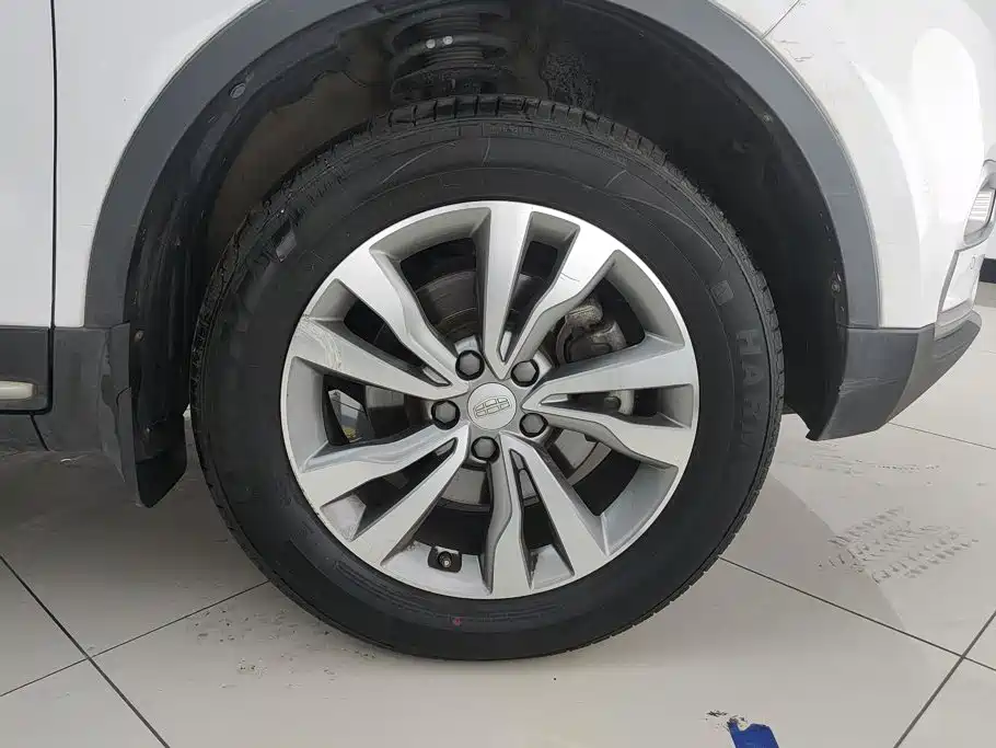 Geely Boyue — миниатюра 6