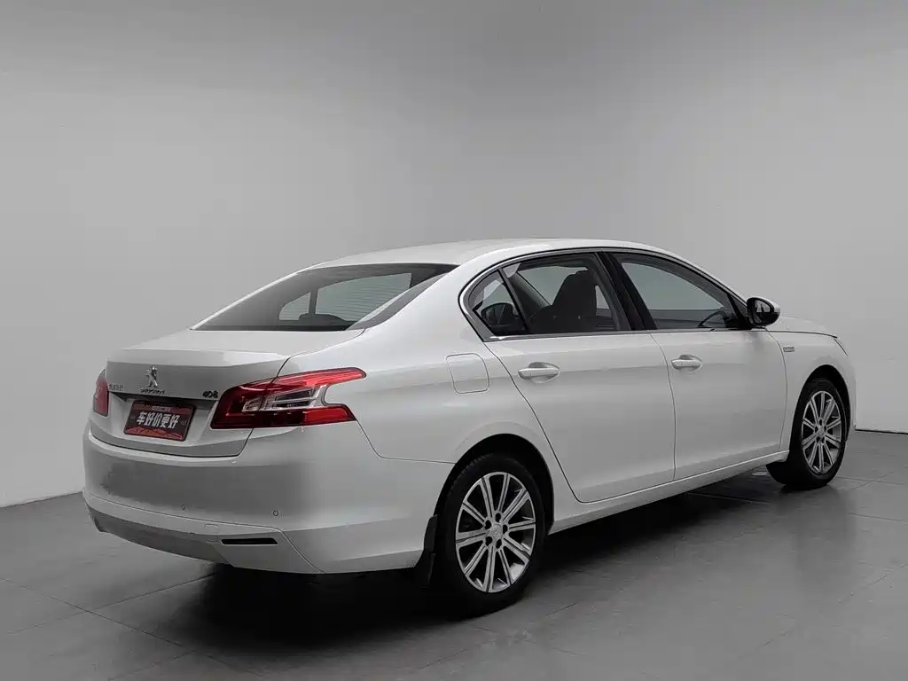 Peugeot 408 — миниатюра 2