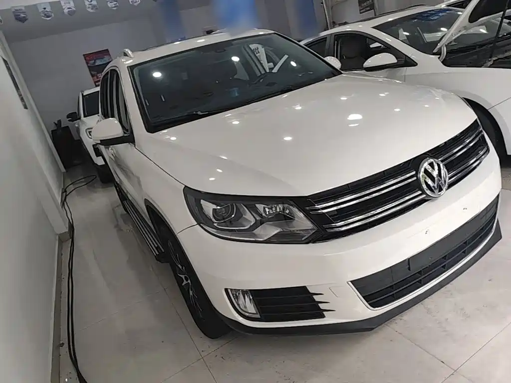 Volkswagen Tiguan — миниатюра 4