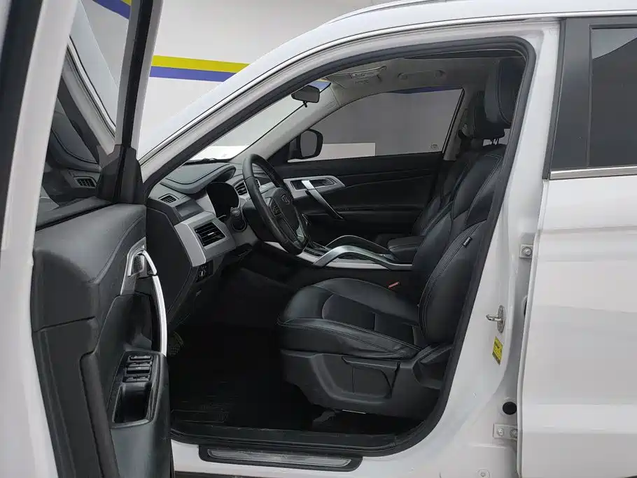 Geely Boyue — миниатюра 9