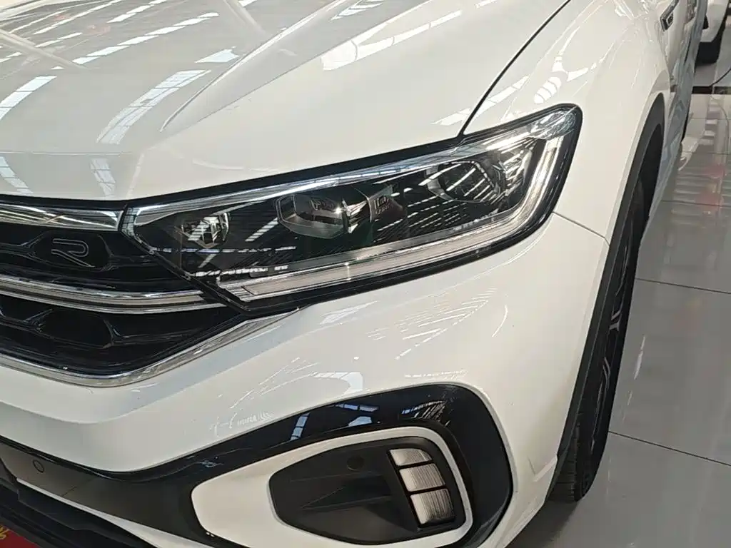 Volkswagen T-Roc — миниатюра 23