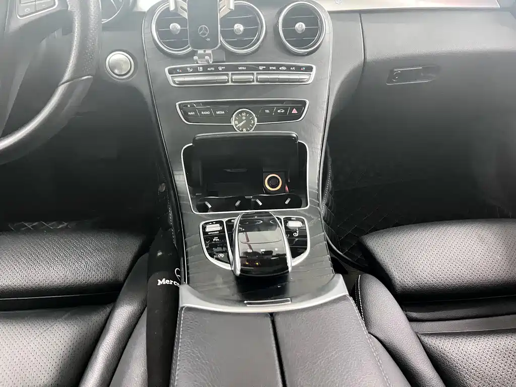 Mercedes-Benz C-Class — миниатюра 9