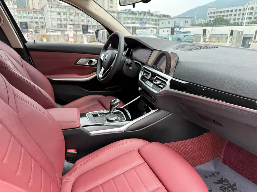 BMW 3 Series — миниатюра 8