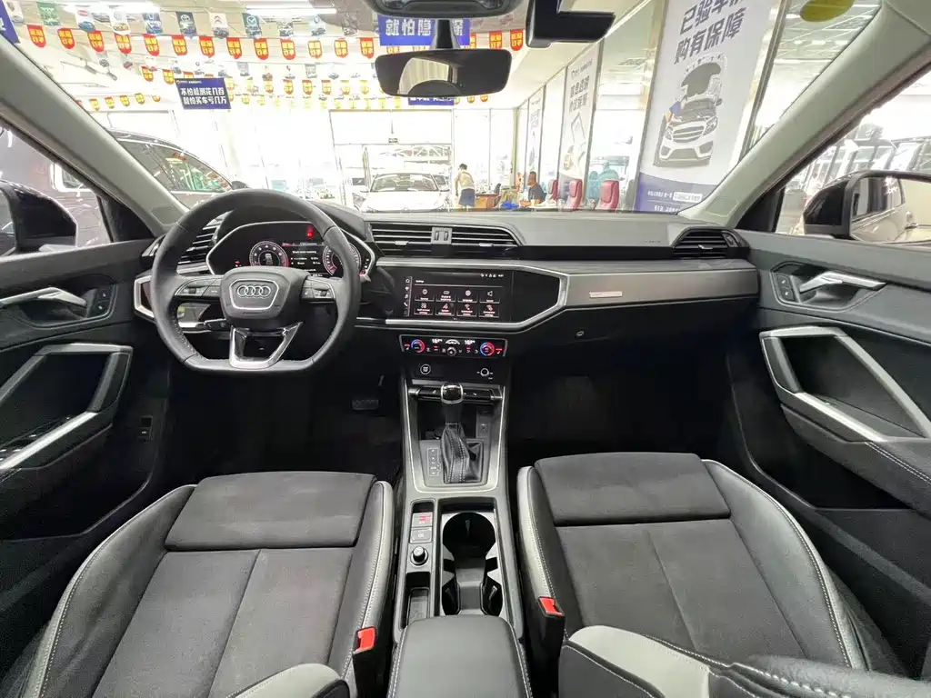 Audi Q3 2022 35 TFSI Fashion