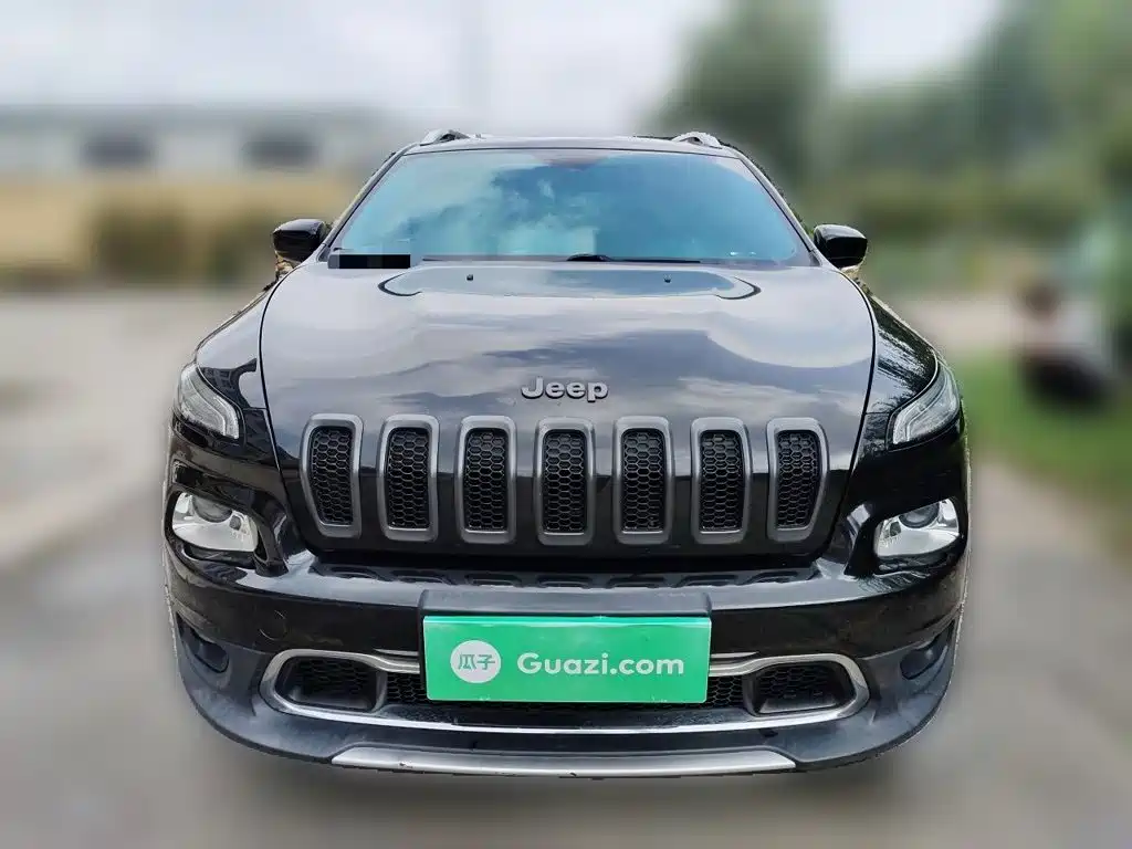 Jeep Cherokee — миниатюра 3