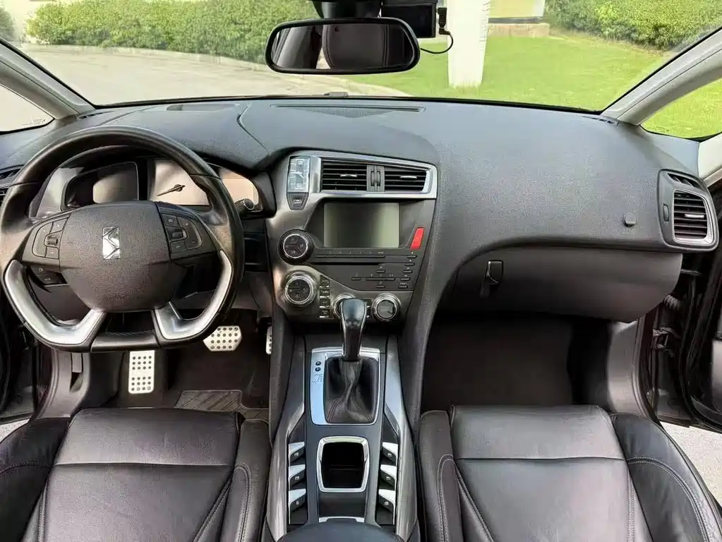 DS DS 5 — миниатюра 8
