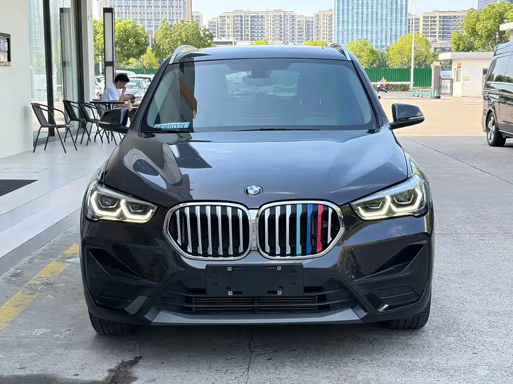 2021 BMW X1 - zdjęcie 1 z 23