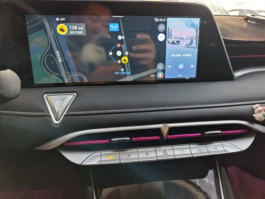Venucia V — миниатюра 13