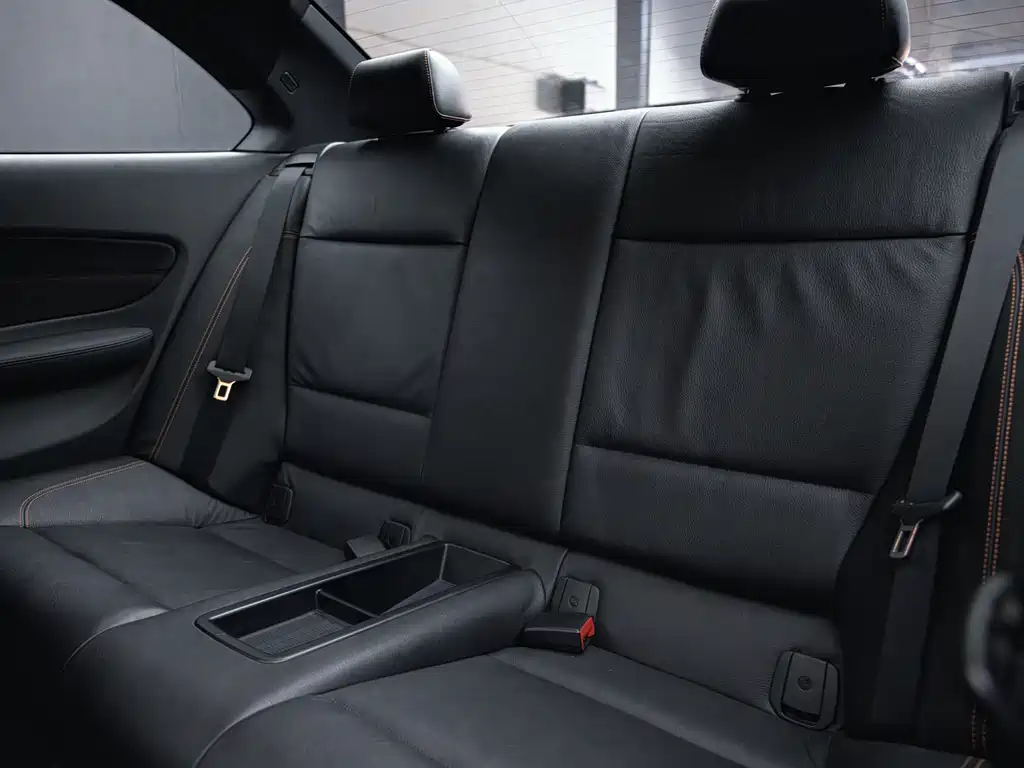 BMW 1 Series M — миниатюра 23