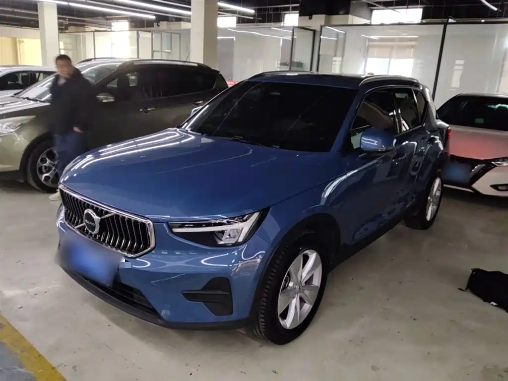 Volvo XC40 2023