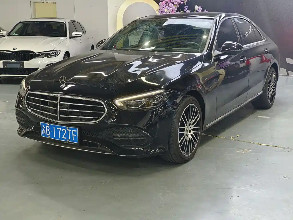 Mercedes-Benz C-Class 2022