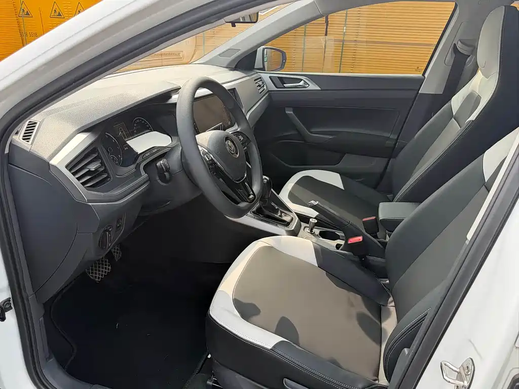 Volkswagen Polo 2019 Plus 1.5L AT