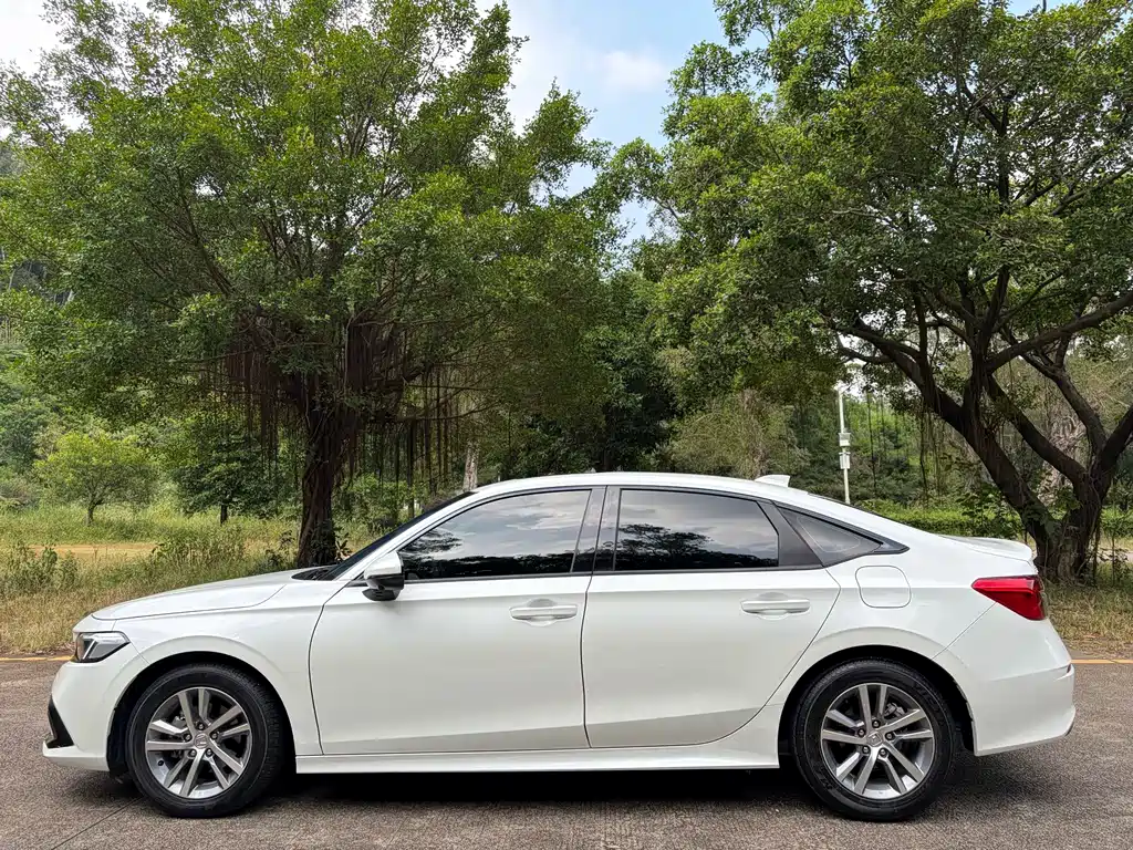 Honda Civic — миниатюра 4