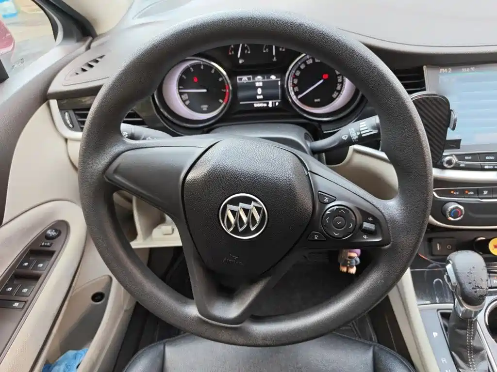 Buick Verano — миниатюра 11