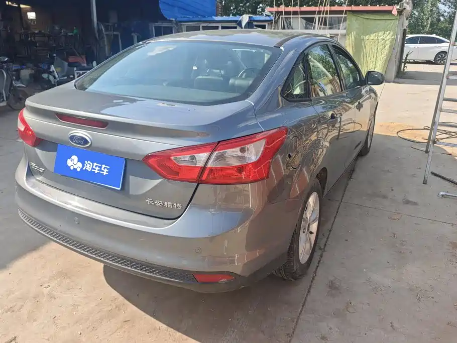 Ford Focus — миниатюра 3