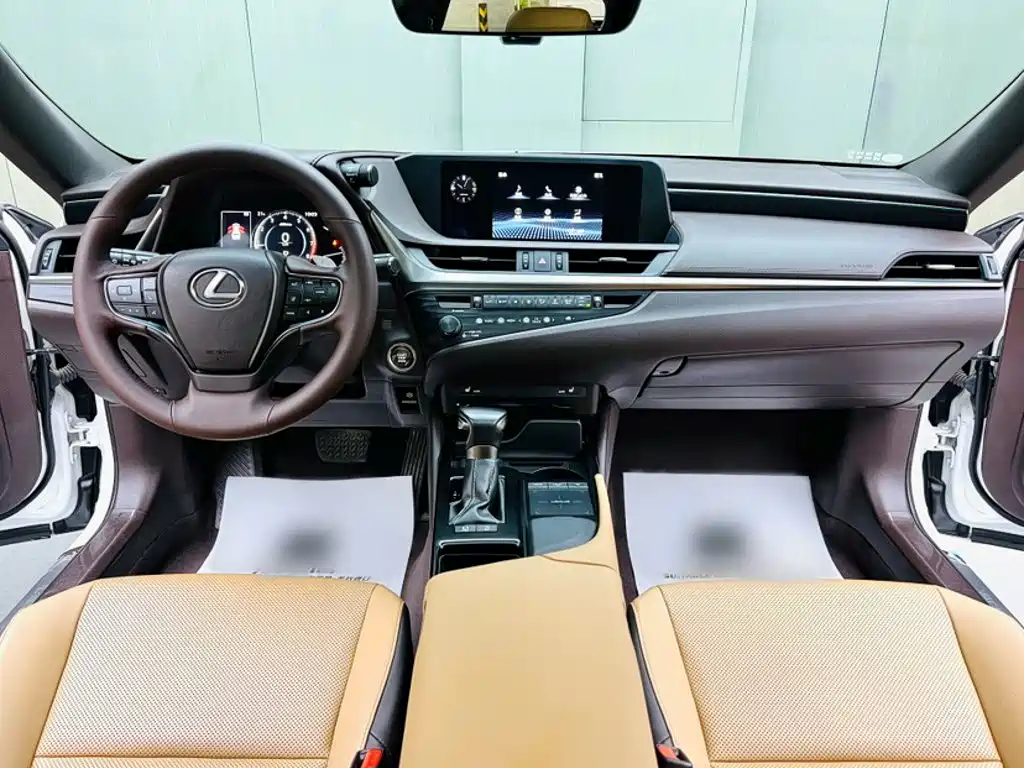 Lexus ES — миниатюра 7